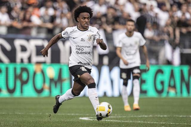 近五百名羽球女将西安过招 全民健身乐享运动之趣